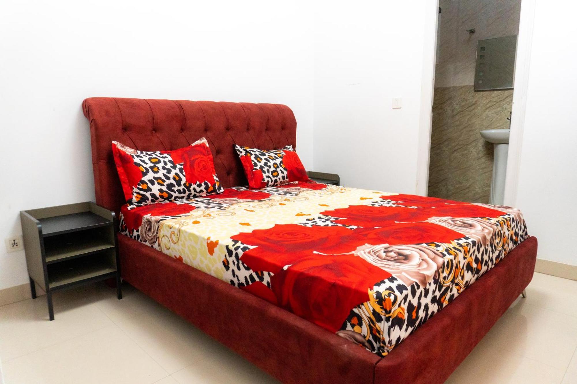 Chambres Meublees Avenue Cheikh Anta Diop 다카르 외부 사진